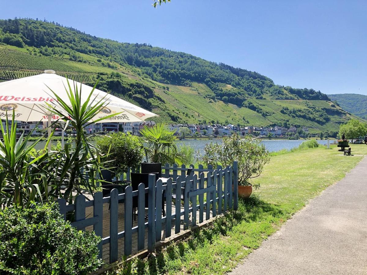 Ferienhaus Am Moselradweg 摩泽尔河畔的泽尔 外观 照片
